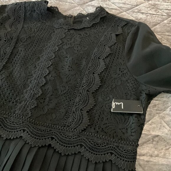 Lulus Charlisa Black Long-Sleeve Lace & Pleated Mini skater Dress short L NWT - Picture 8 of 13